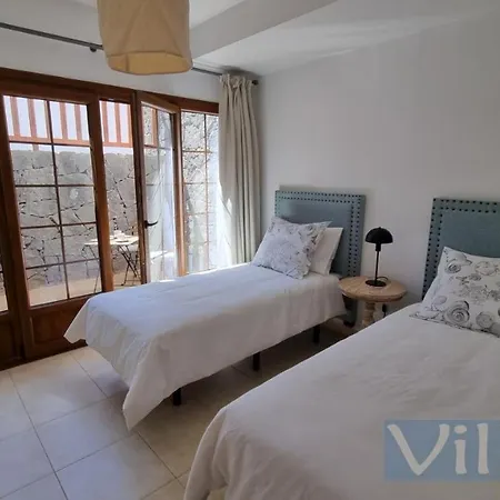 Vila Tegala By Villitas